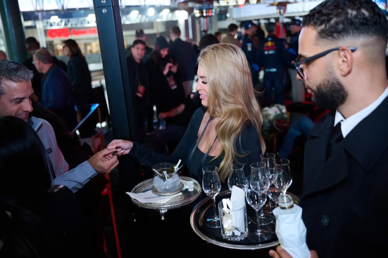Guests being served drinks at Club SI